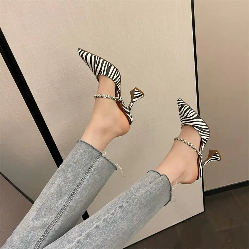 Classy Slingback Short High Heels Zebra Pattern